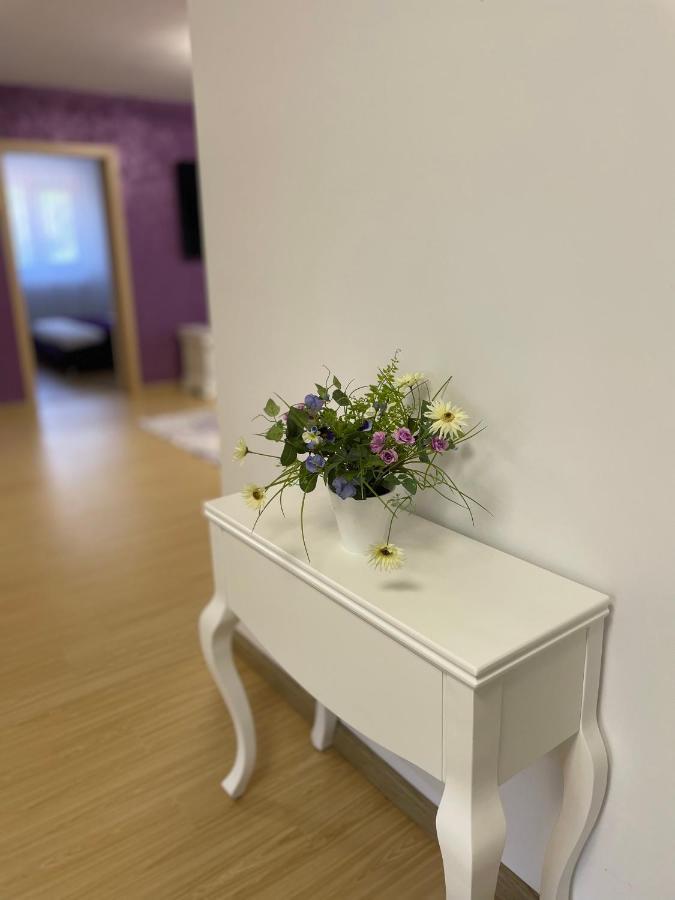 Bibis Apartments Нехою Екстериор снимка