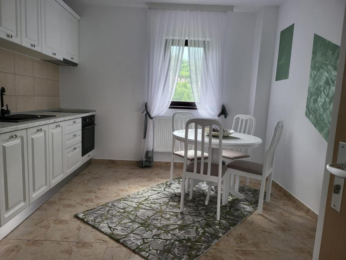 Bibis Apartments Нехою Екстериор снимка
